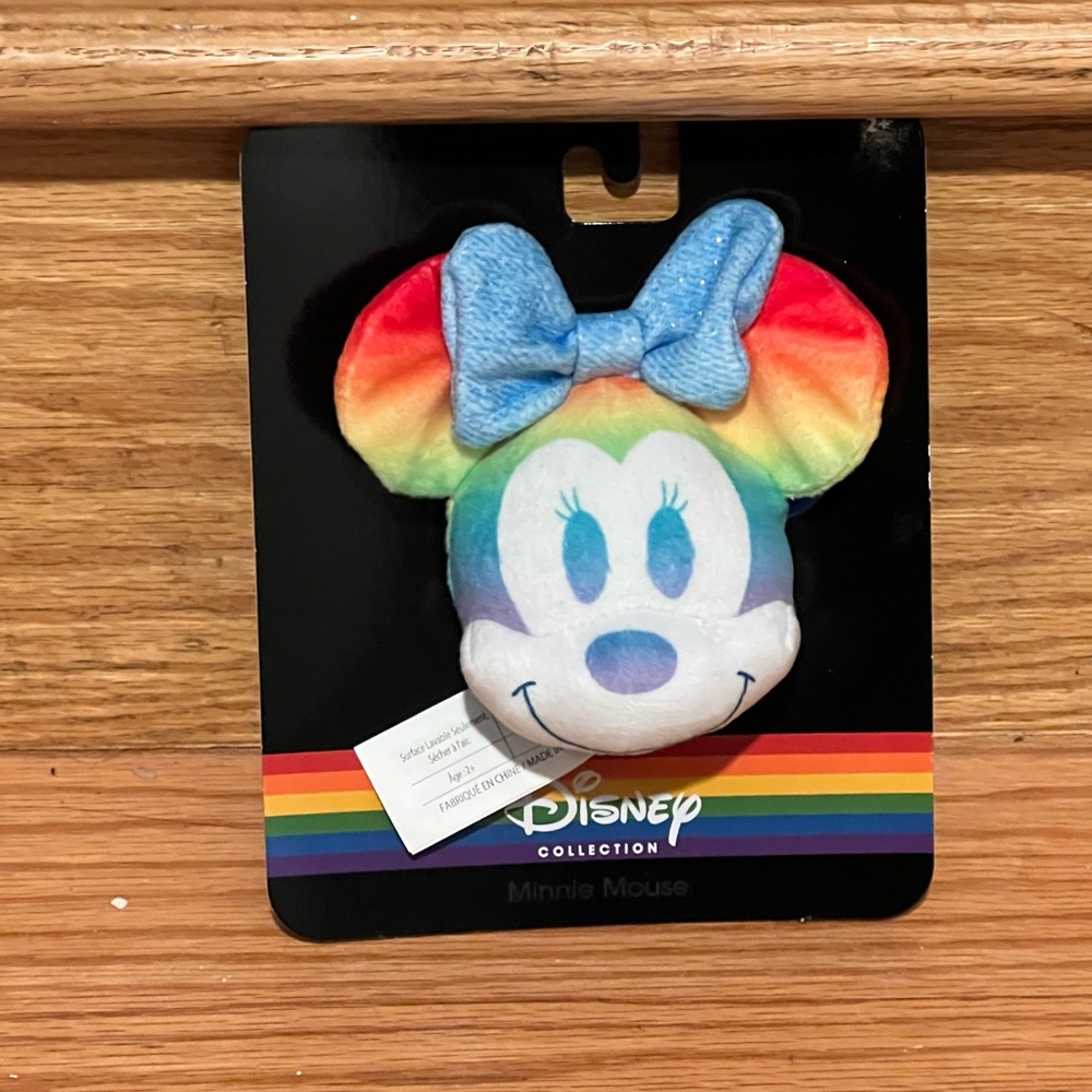 Disney rainbow pride collection Minnie Mouse key chain